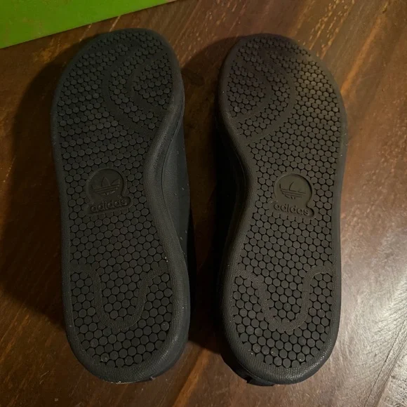 Adidas Stan Smith Marvel Hulk & Thor Sneakers - 9M - Picture 7 of 12